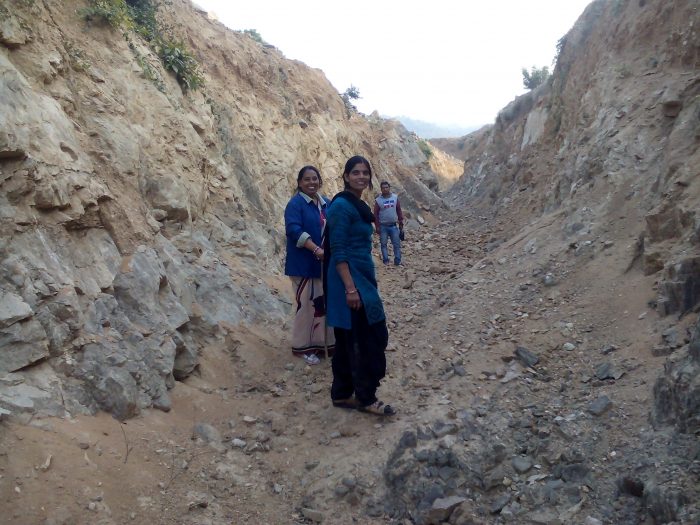Women leadership with the zeal of the victory, in the Ramrekha canal